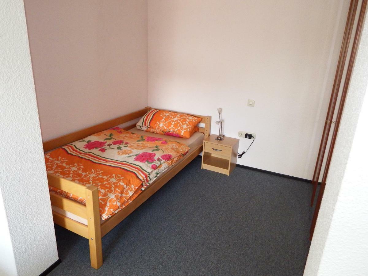 Nette Ferienwohnung Mit Eigenem Eingang Und Sonnenterrasse Idstein Esterno foto